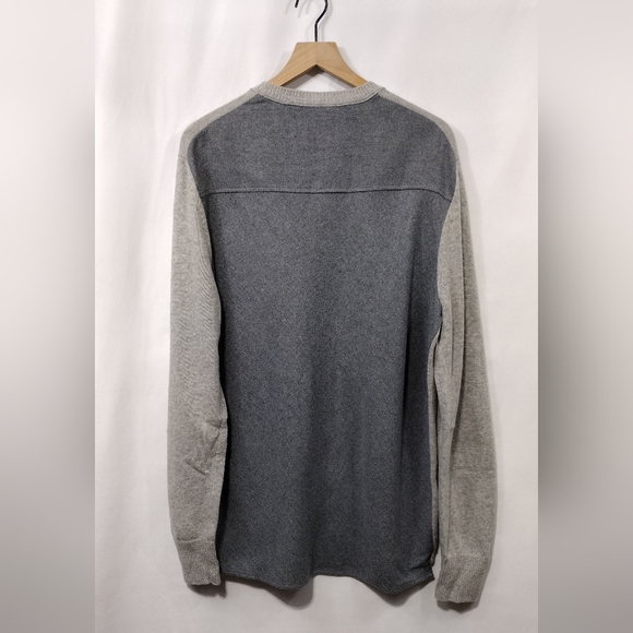 Banana Republic Merino Wool Two Tone Sweater Mens XL Gray Retro 90s Y2K Casual - Picture 5 of 8